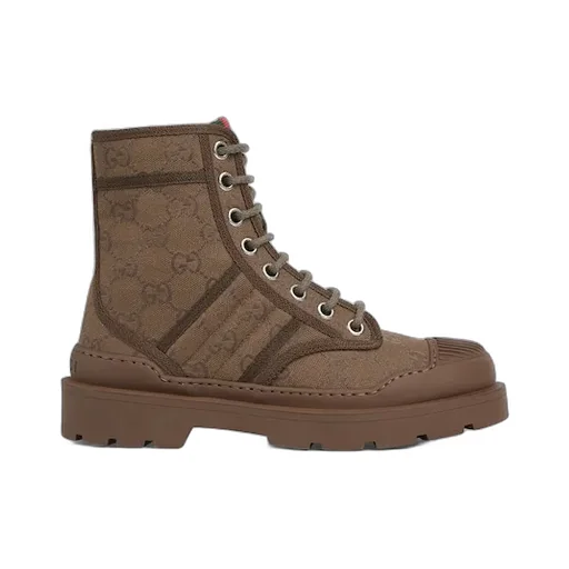 Boot With Web