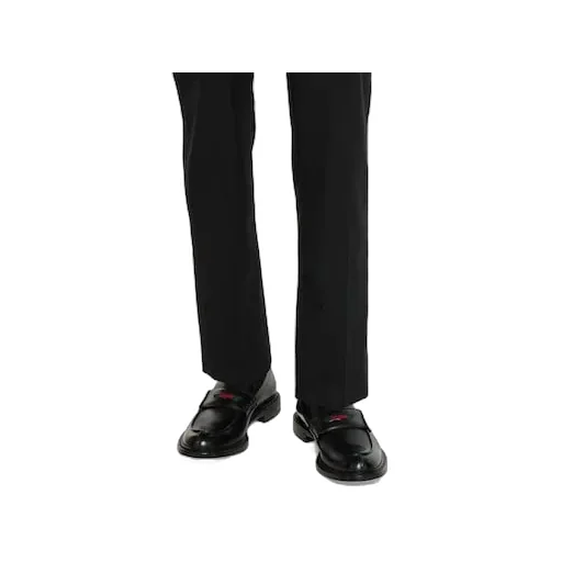 Loafer With Web