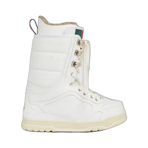 Boot With Web