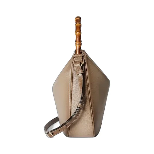 Gucci Diana Medium Shoulder Bag