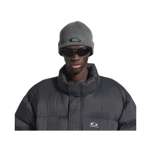 Loop Sports Icon Beanie