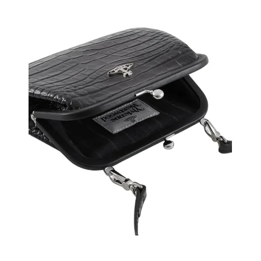Vivienne's Clutch