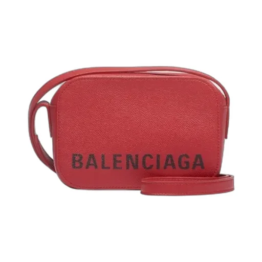 Deep Red Xs Ville Camera Bag
