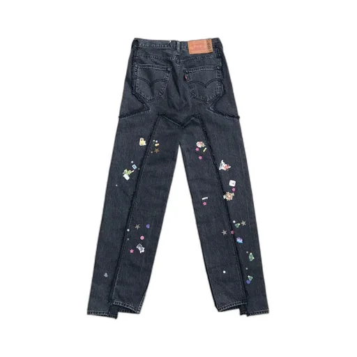 Black Sticker Levi's Jeans