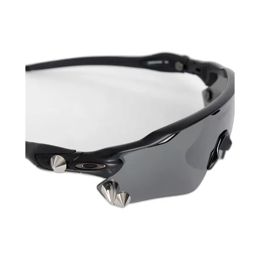 Spike Glasses 200