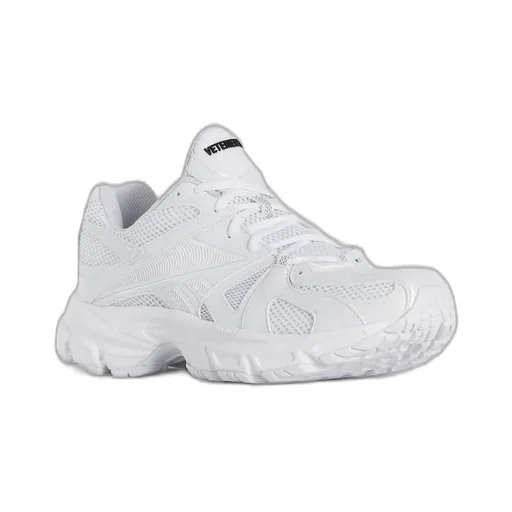 Spike Runner 200 White Sneakers