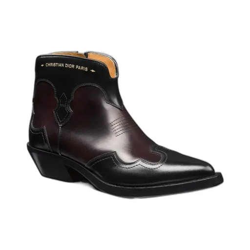 Pointed Toe Zip-Up Boots