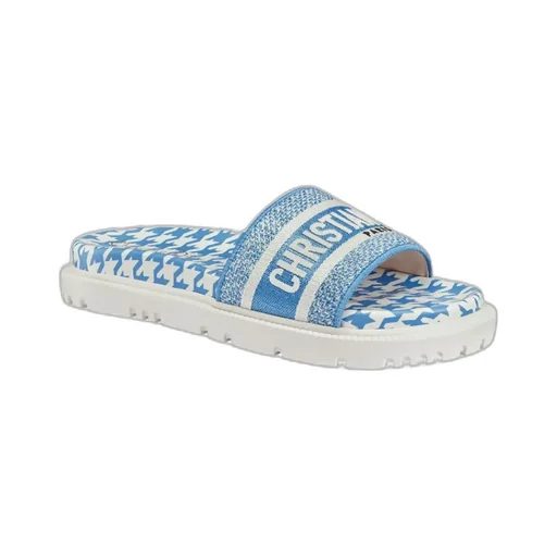 Embroidered Pattern Flip-Flops