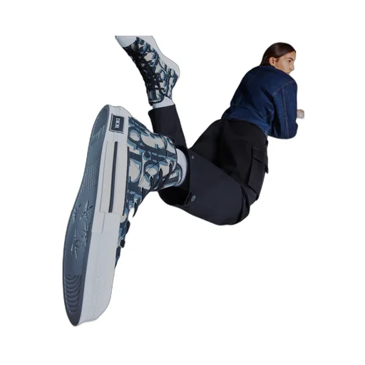 B23 High-Top Sneaker