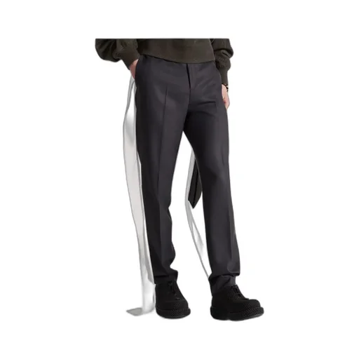 Button Detailed Straight-Leg Trousers