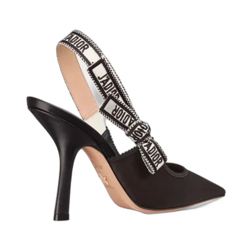 Hit The Details Of The Pointed High Heels