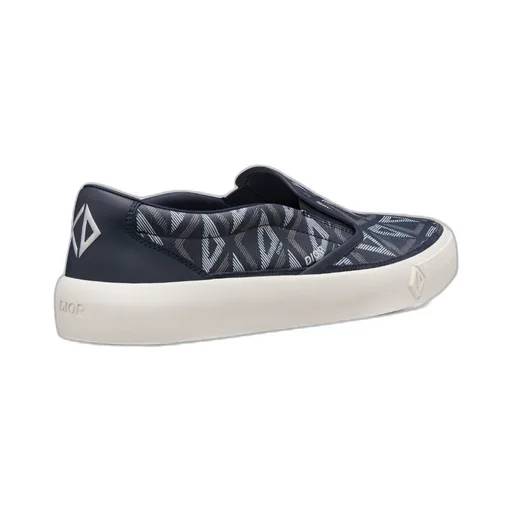 B101 Slip-On Sneaker