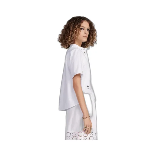 Short Buttoned Blouse