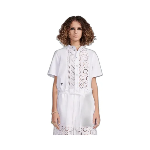 Short Buttoned Blouse
