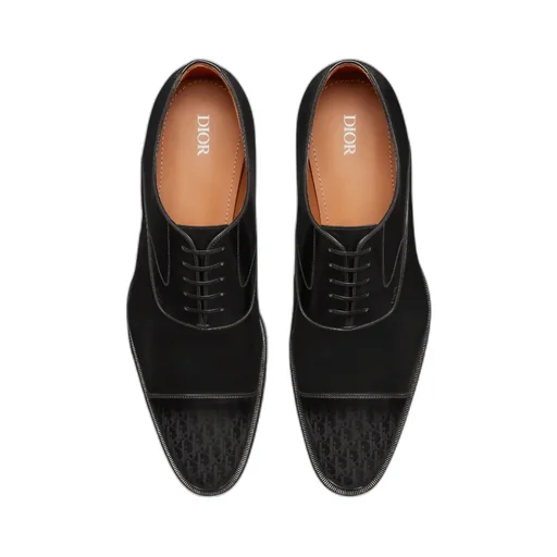 Timeless Oxford Shoe