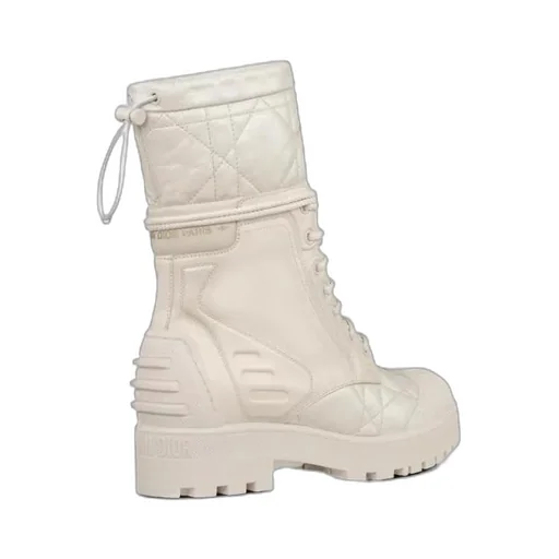 Logo Boots