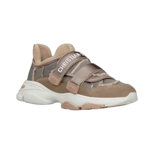 D-Wander Sneakers