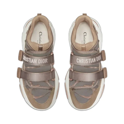 D-Wander Sneakers