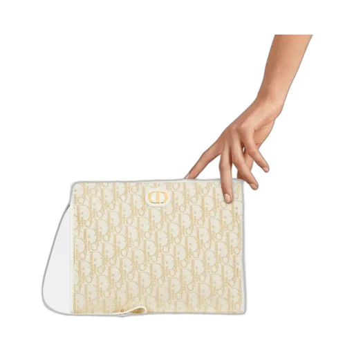 30 Montaigne Dea Pouch