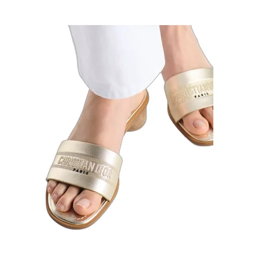 Dway Heeled Slide
