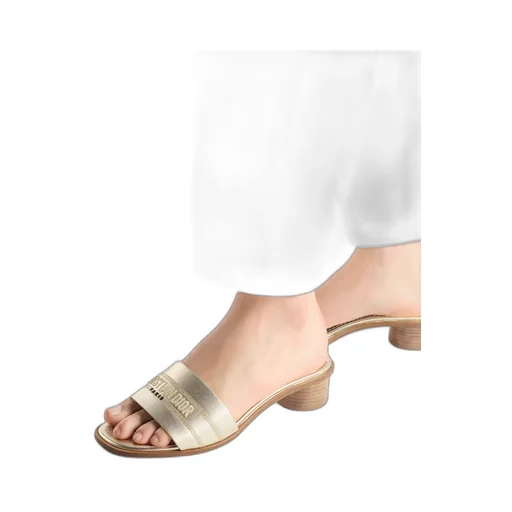 Dway Heeled Slide
