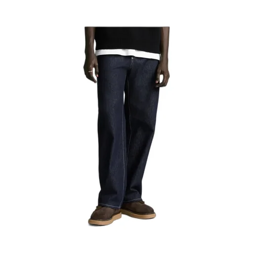 Belt-Loop Jeans