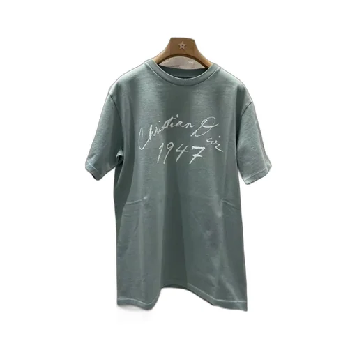 Short-Sleeved T-Shirt