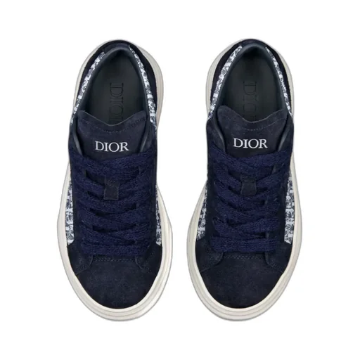 B33 Low-Top Sneaker
