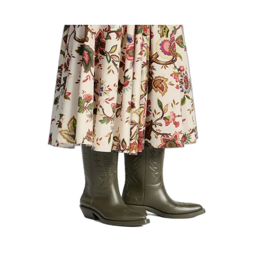 Wind Heeled Boot