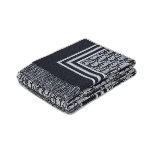 Oblique Blanket