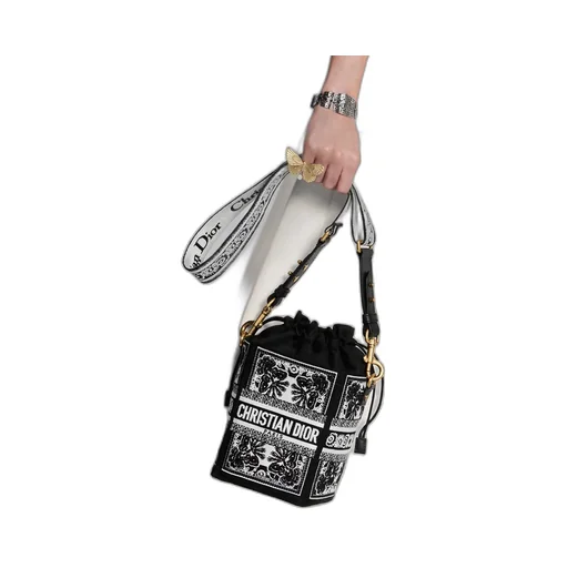 Small D-Bubble Bucket Bag