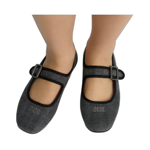 Round-Toed Ballet Flats