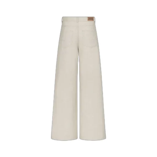8 Flared Jeans