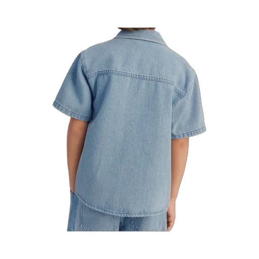Short-Sleeved Shirt