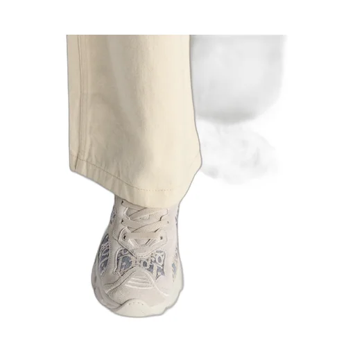 Vibe Sneaker