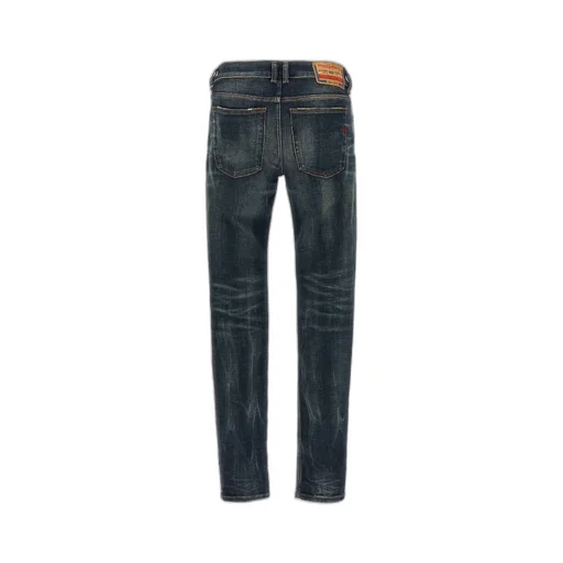 1979 Sleenker Skinny Distressed Jeans