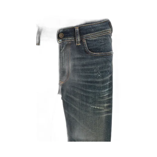 1979 Sleenker Skinny Distressed Jeans