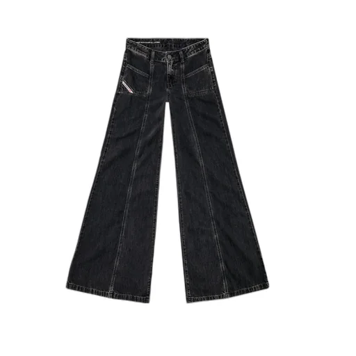 D-Akii Low-Rise Bootcut Jeans