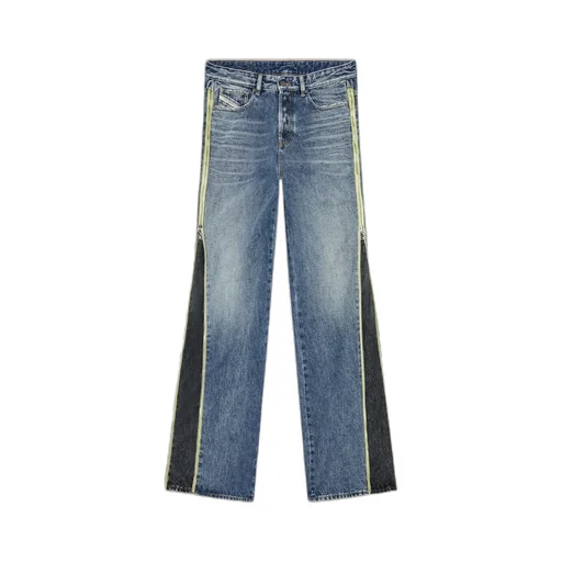 Straight Jeans