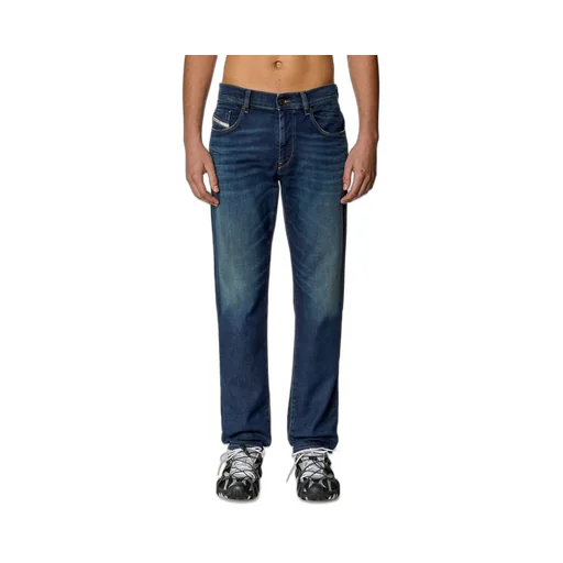 D-Strukt Straight-Leg Jeans