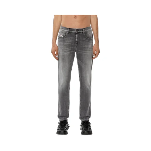 D-Strukt Low-Rise Slim-Fit Jeans