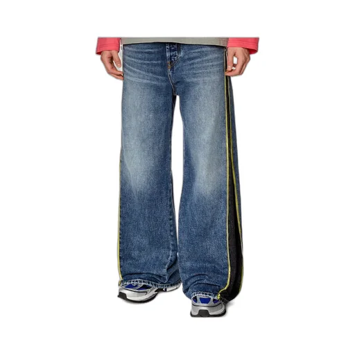 Logo-Patch Wide-Leg Jeans
