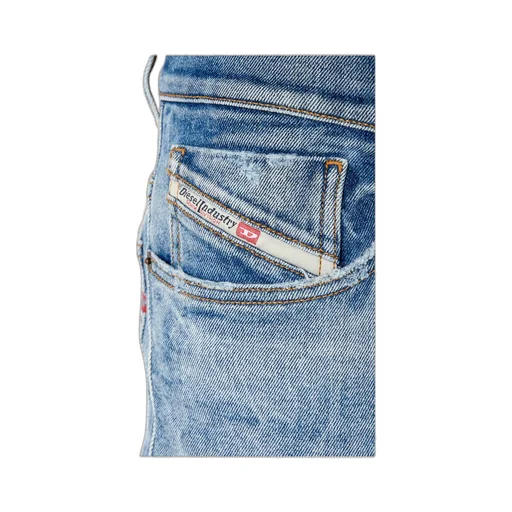 D-Fining Tapered-Leg Jeans