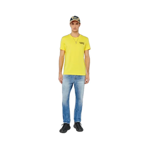 D-Fining Tapered-Leg Jeans