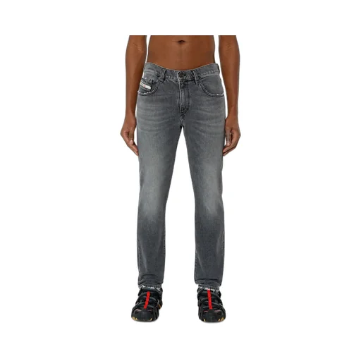 D-Strukt Fitted Jeans