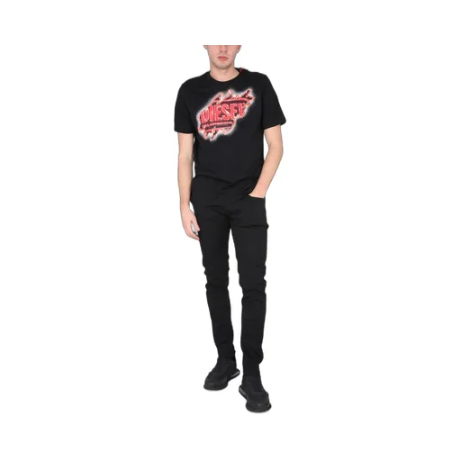 D-Strukt Straight-Leg Slim-Cut Jeans