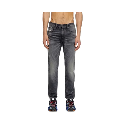 D-Strukt Straight-Leg Jeans