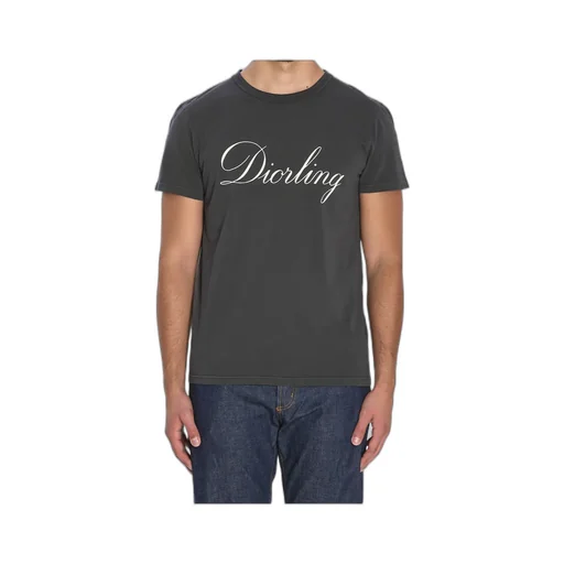Short-Sleeved T-Shirt