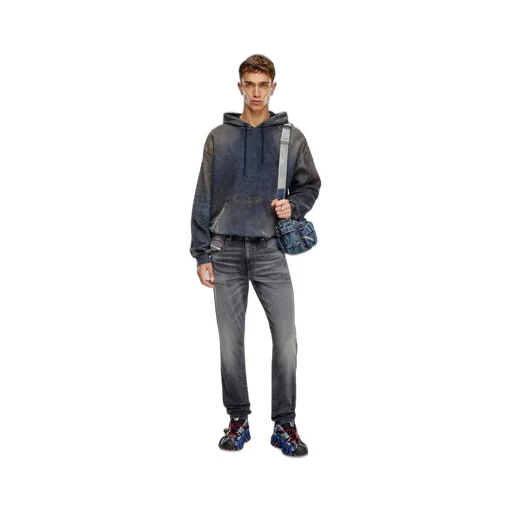 D-Strukt Straight-Leg Jeans