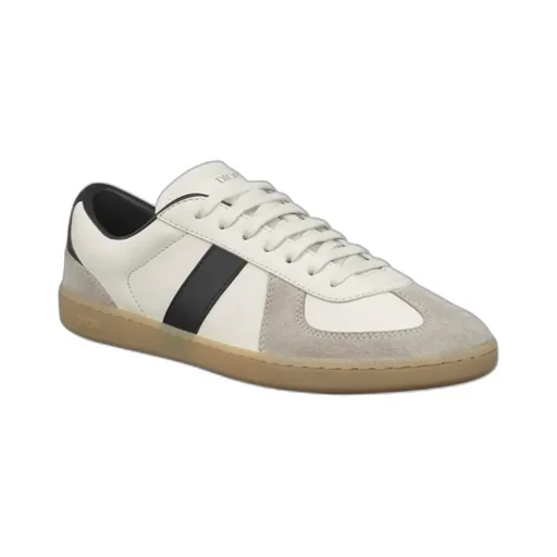 B01 Lace-Up Sneakers